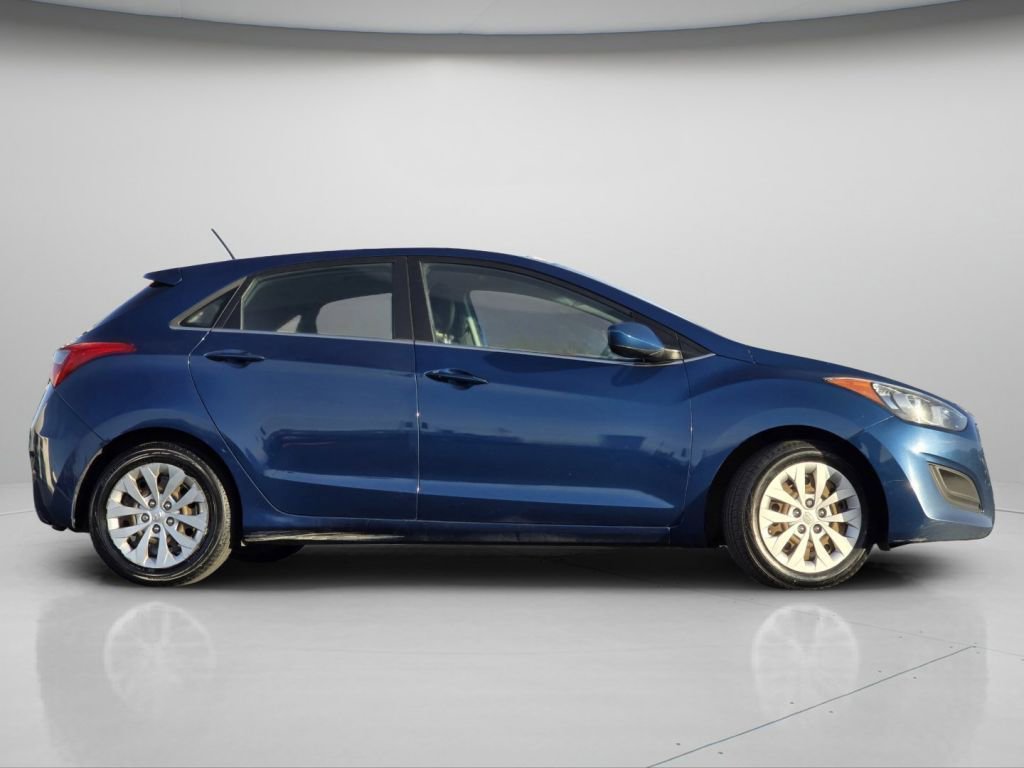 Used 2016 Hyundai Elantra GT image 21