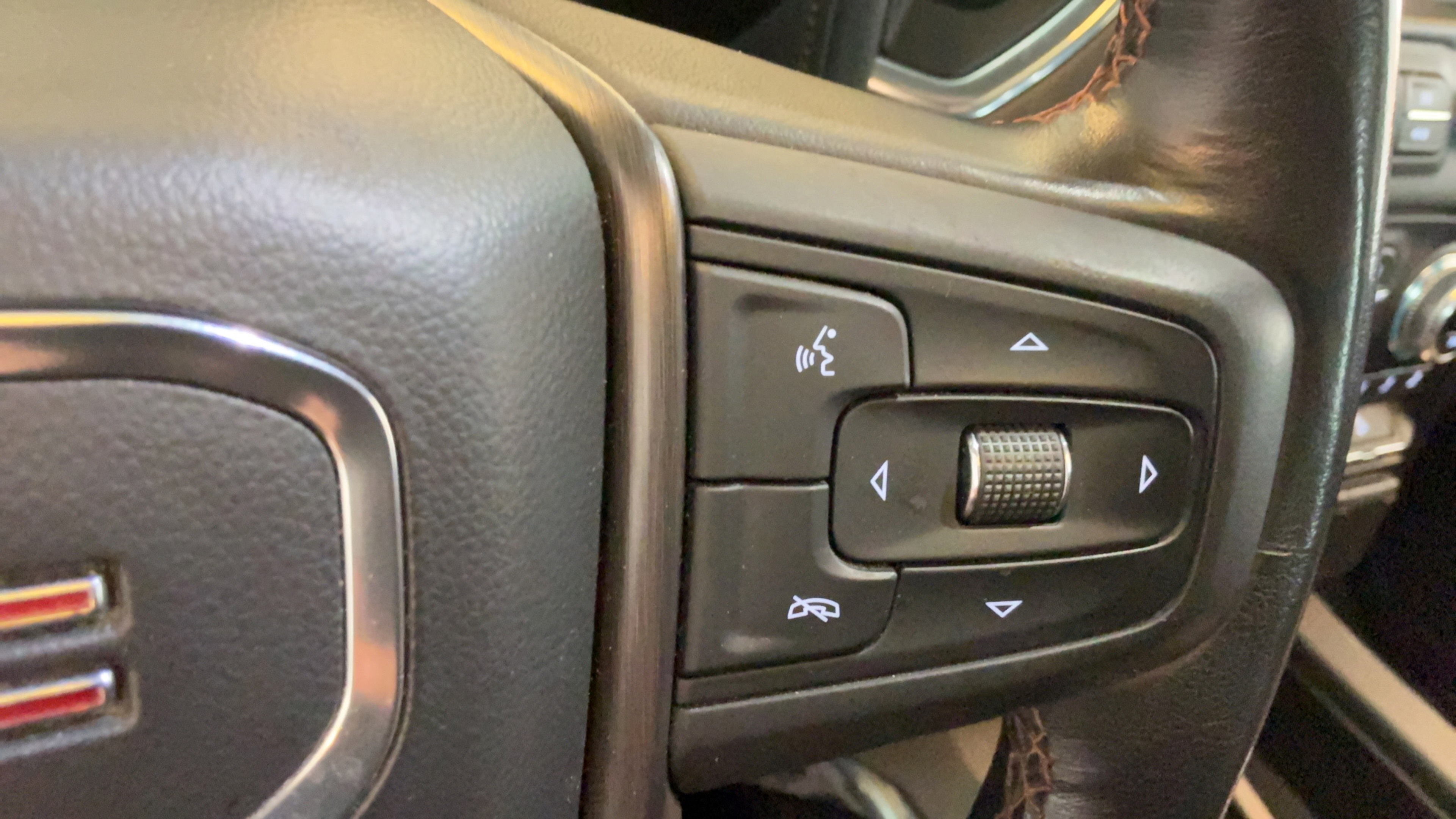 Used 2020 GMC Sierra 1500 AT4 w/ AT4 Premium Package AWD/4WD image 24