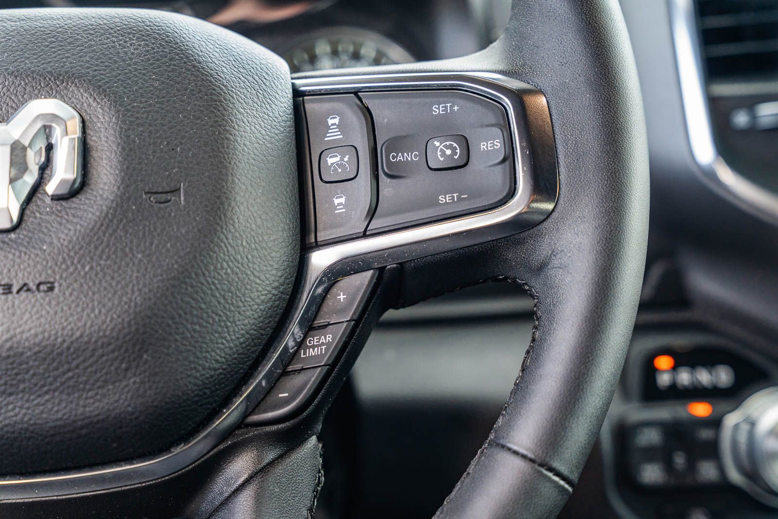 Used 2025 RAM 1500 Laramie image 29