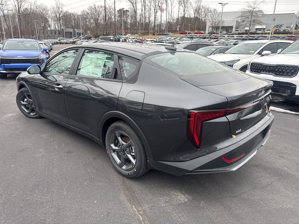 New 2025 Kia K4 LXS image 15