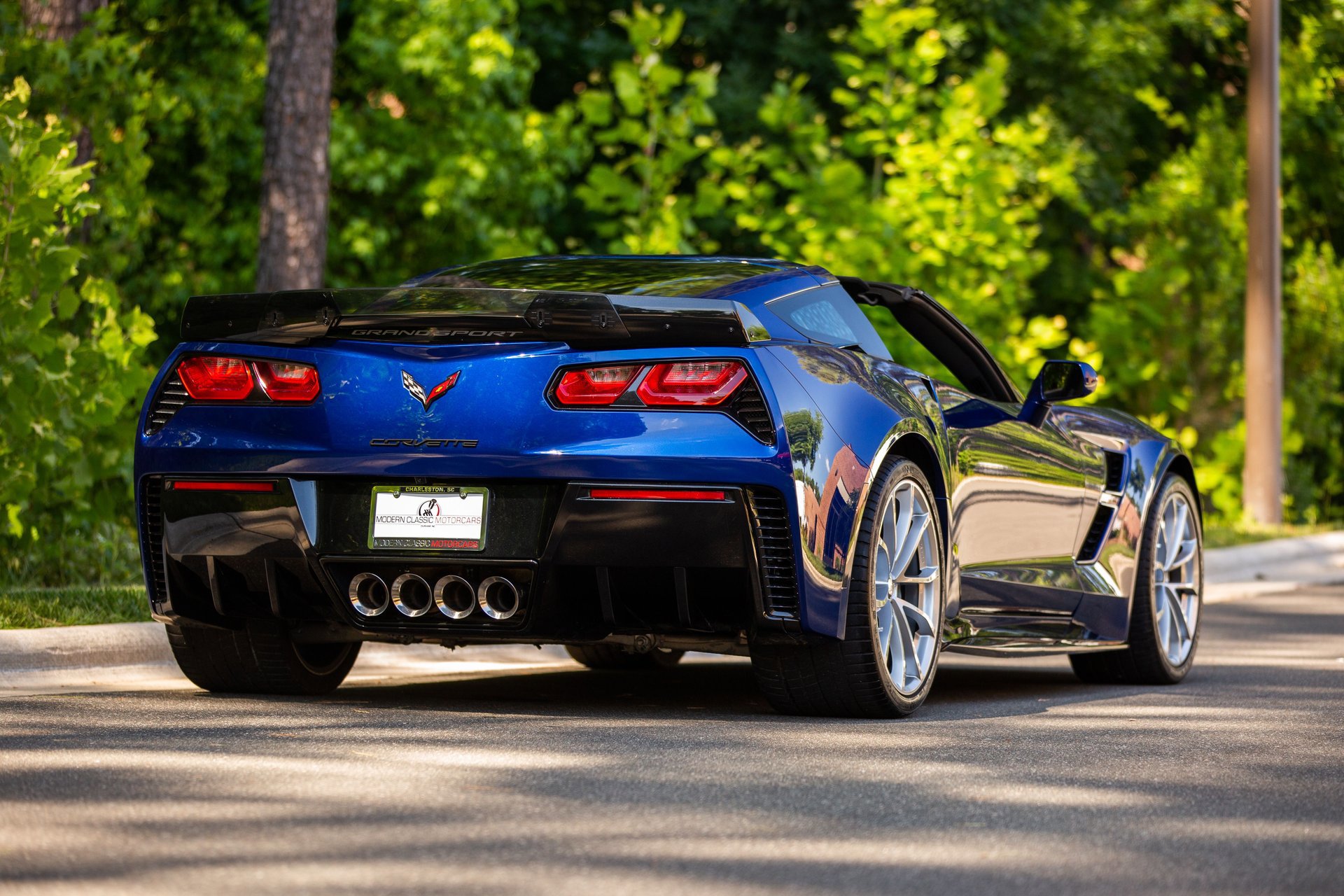 Used 2017 Chevrolet Corvette Grand Sport RWD image 26