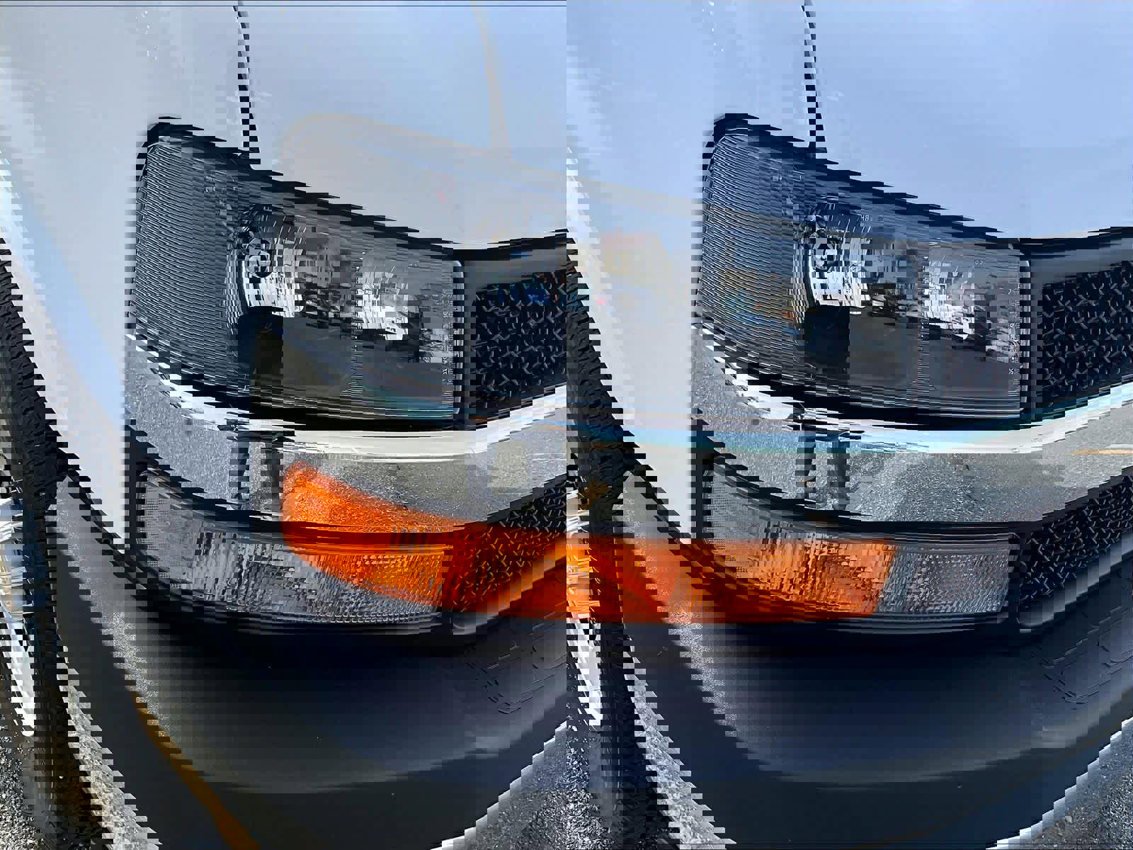 Used 2024 Chevrolet Express 2500 w/ Driver Convenience Package image 29