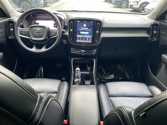 Certified 2024 Volvo XC40 B5 Plus w/ Protection Package Premier AWD/4WD image 22
