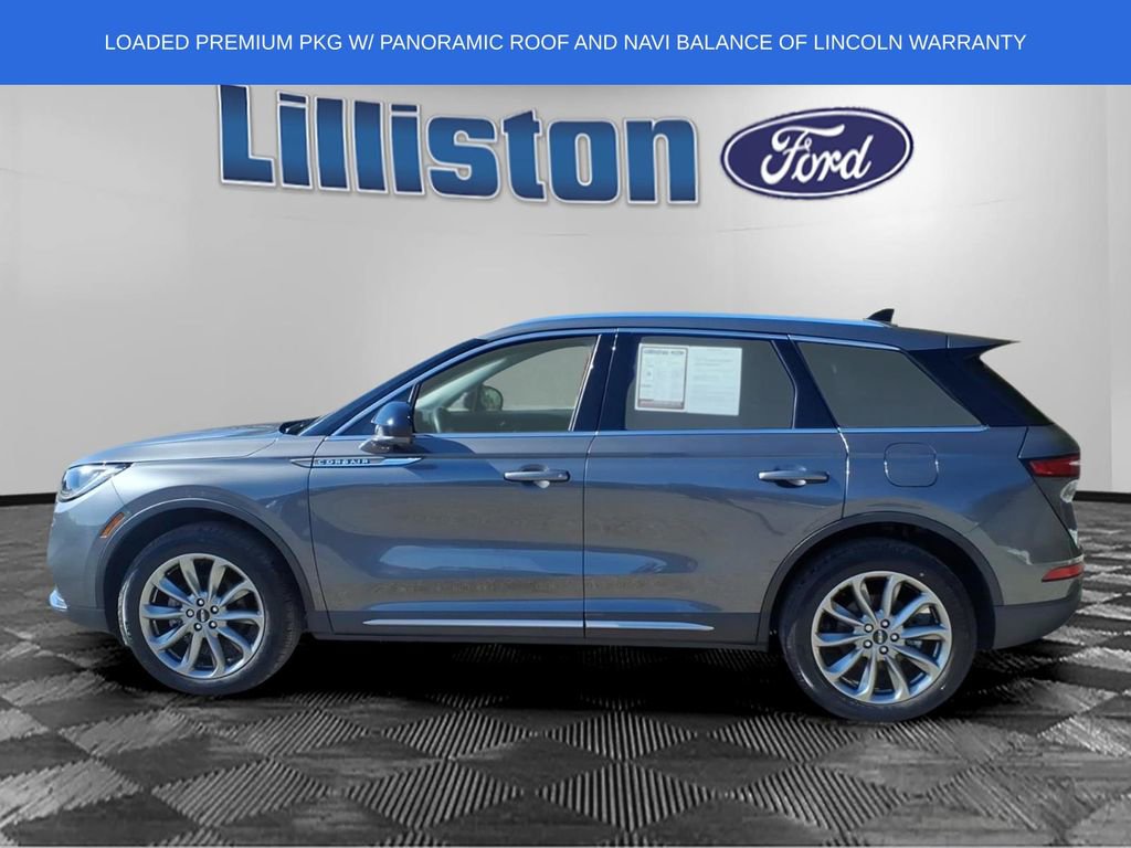 Used 2022 Lincoln Corsair AWD w/ Premium Package image 6