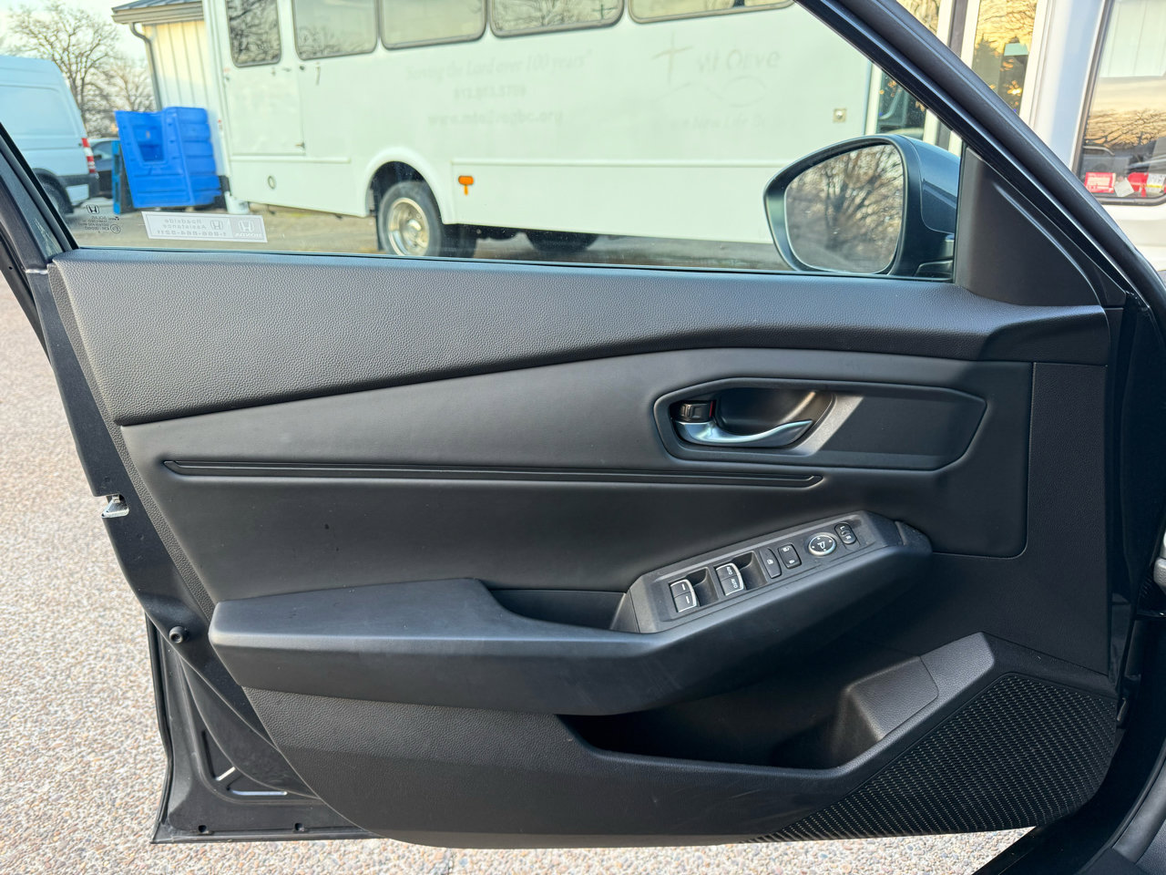 Used 2023 Honda Accord EX image 12