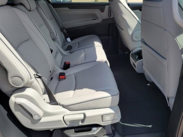 Used 2024 Honda Odyssey Elite image 6