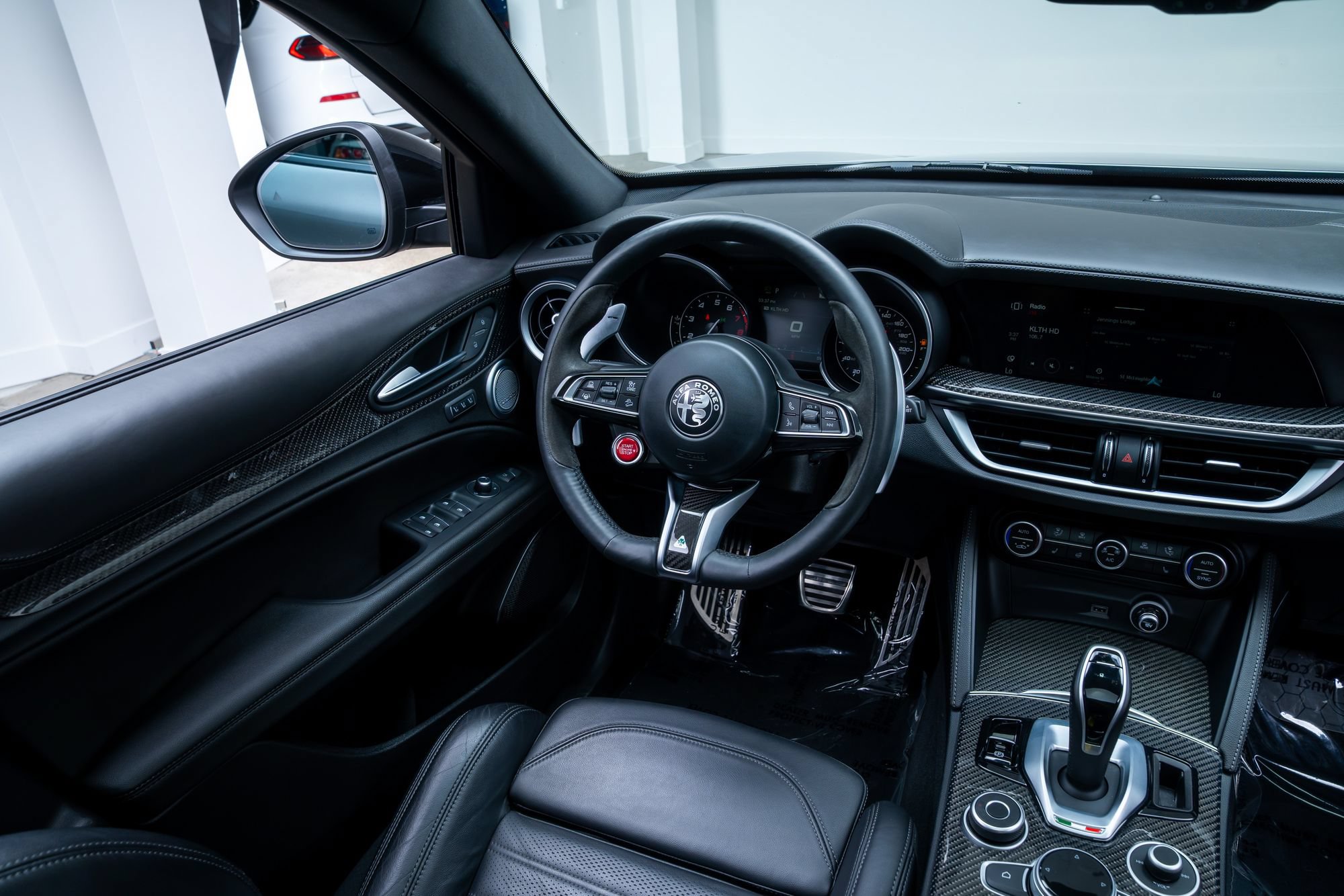 Used 2022 Alfa Romeo Stelvio Quadrifoglio w/ Active Assist Plus Package AWD/4WD image 8