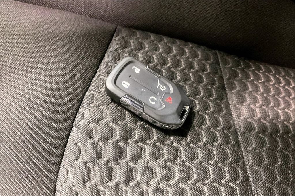 Used 2021 GMC Terrain SLE w/ Driver Convenience Package FWD image 10