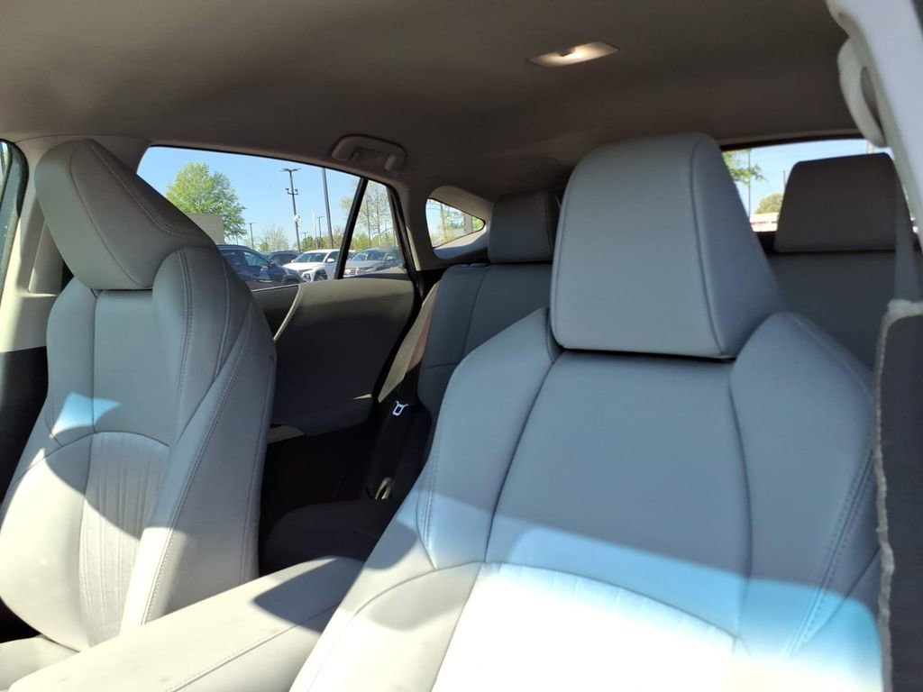 Used 2021 Toyota Venza XLE w/ Carpet Mat Package (TMS) AWD/4WD image 17