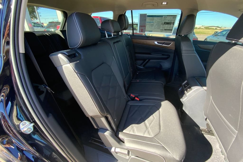 Used 2026 Volkswagen Atlas SE AWD/4WD image 10