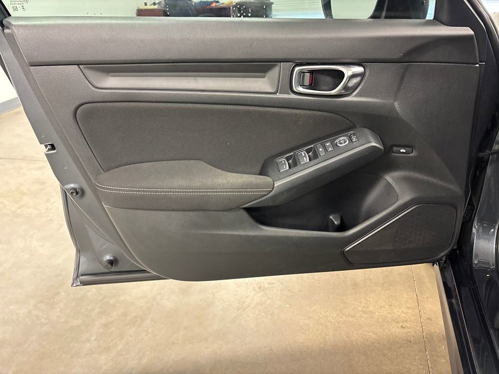 Used 2024 Honda Civic Sport image 11