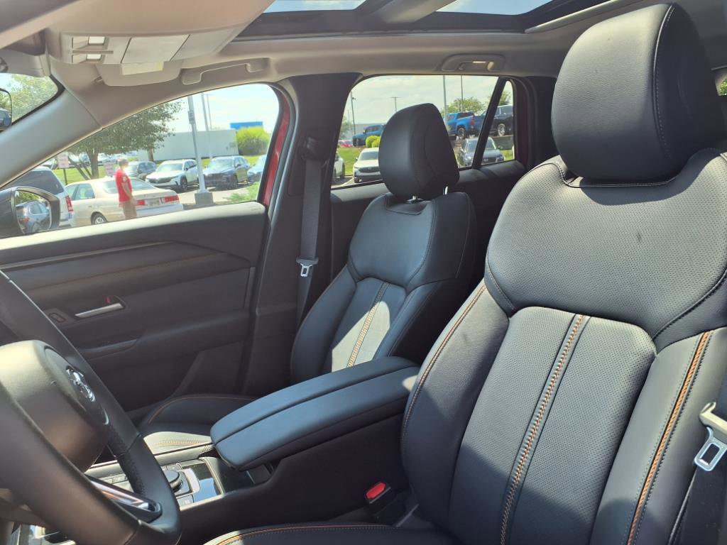 Certified 2025 MAZDA CX-50 AWD 2.5 Hybrid w/ Weather Package image 11