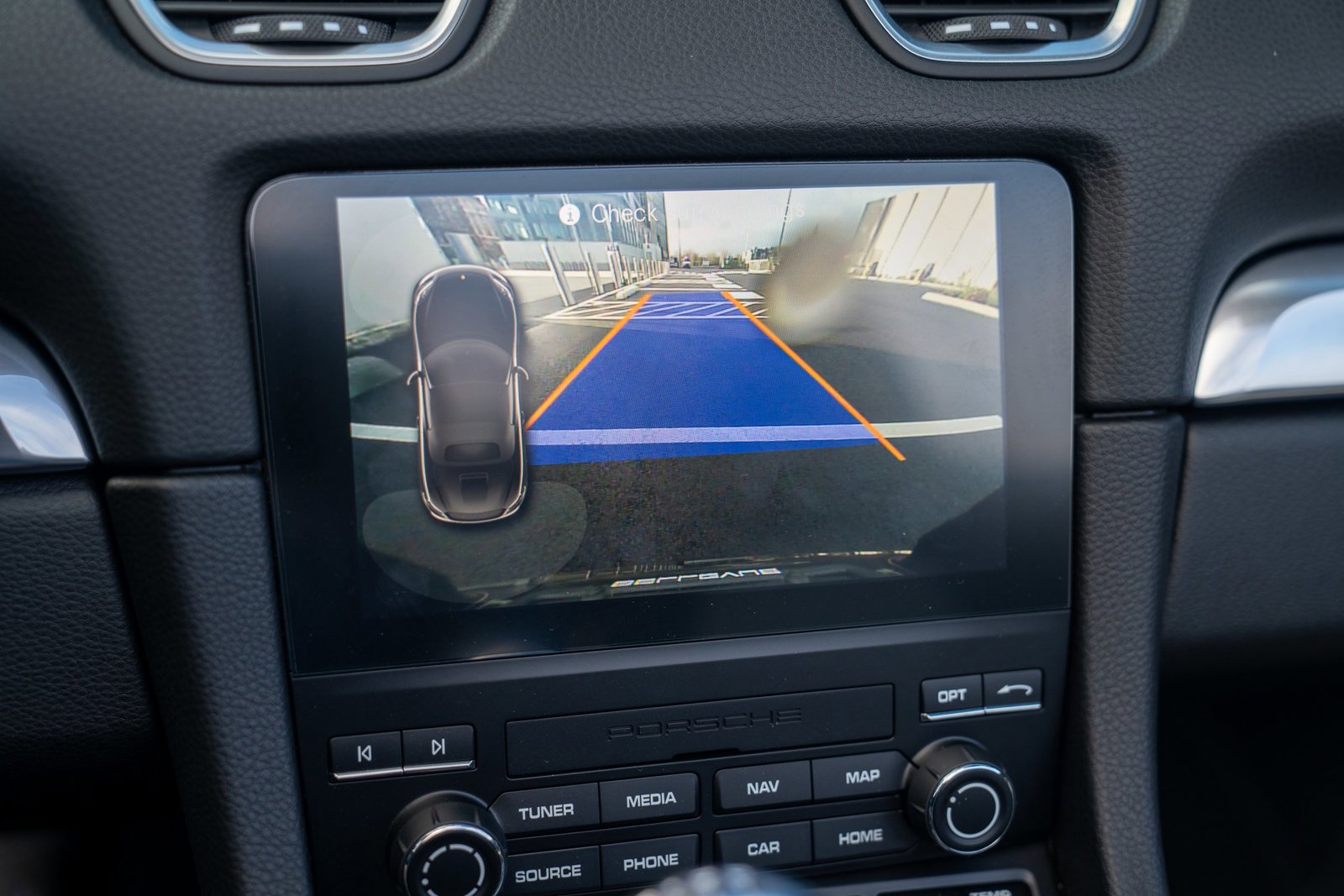 Used 2025 Porsche 718 Boxster S image 19