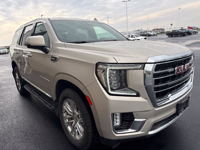 Used 2022 GMC Yukon SLT w/ SLT Premium Package AWD/4WD image 6