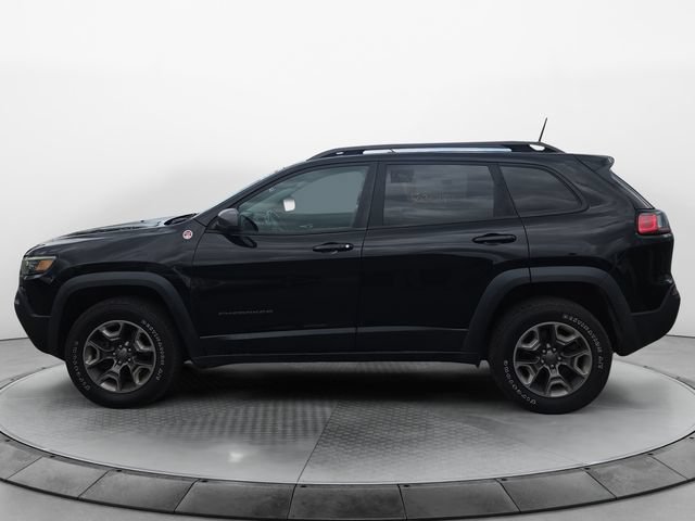 Used 2019 Jeep Cherokee Trailhawk w/ Comfort & Convenience Group AWD/4WD image 2