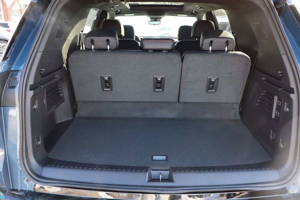 New 2026 Chevrolet Traverse RS w/ LPO, Floor Liner Package image 39