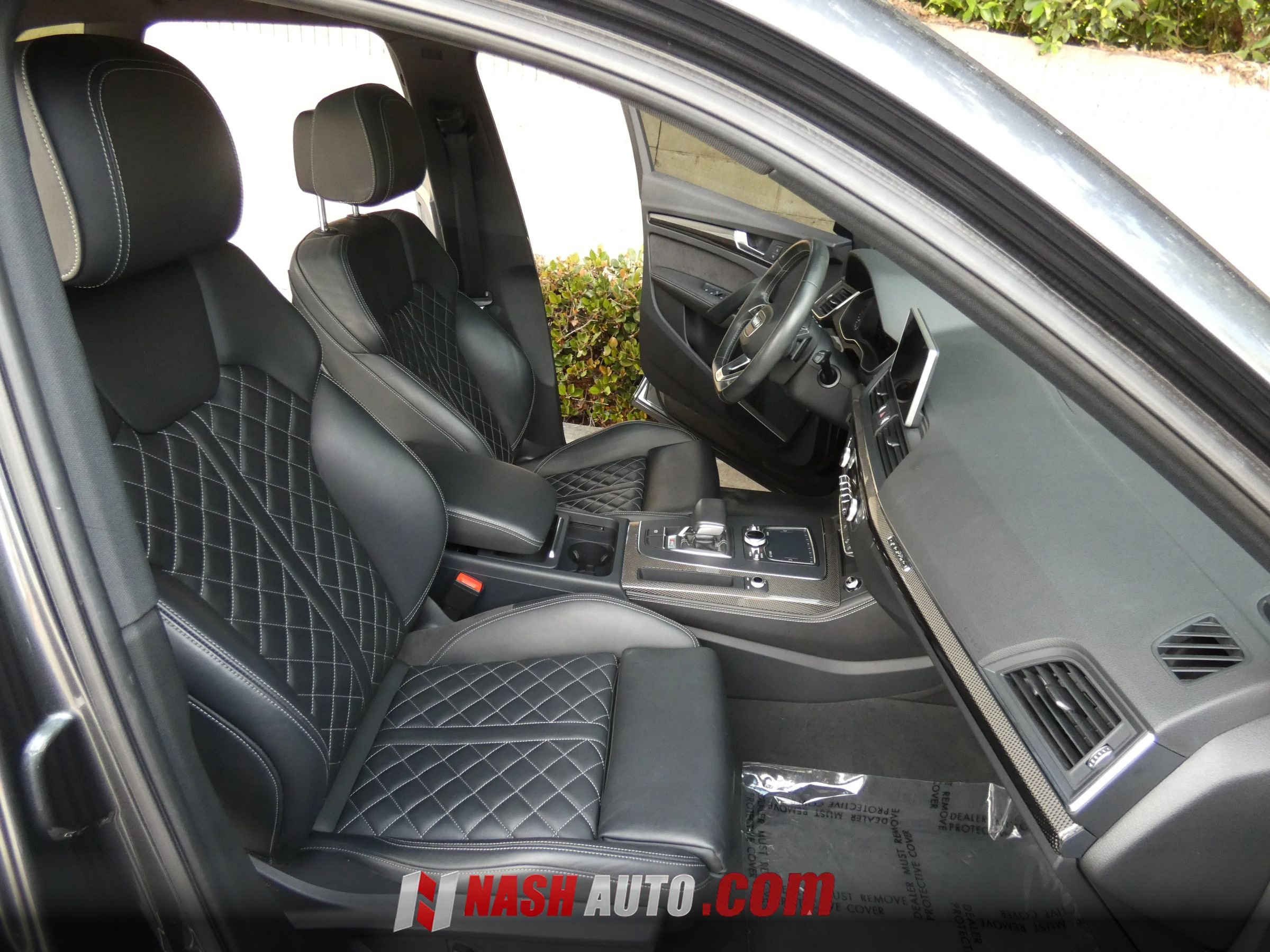 Used 2018 Audi SQ5 Premium Plus w/ S Sport Package AWD/4WD image 28