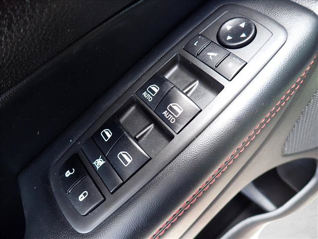 Used 2021 Jeep Grand Cherokee Trailhawk w/ Premium Lighting Group AWD/4WD image 17
