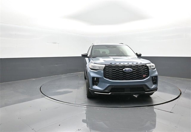 New 2026 Ford Explorer ST image 2