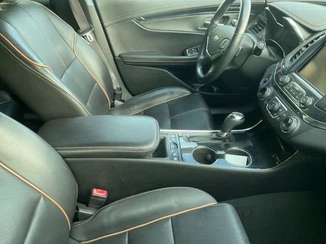 Used 2016 Chevrolet Impala LTZ w/ Enhanced Convenience Package image 4