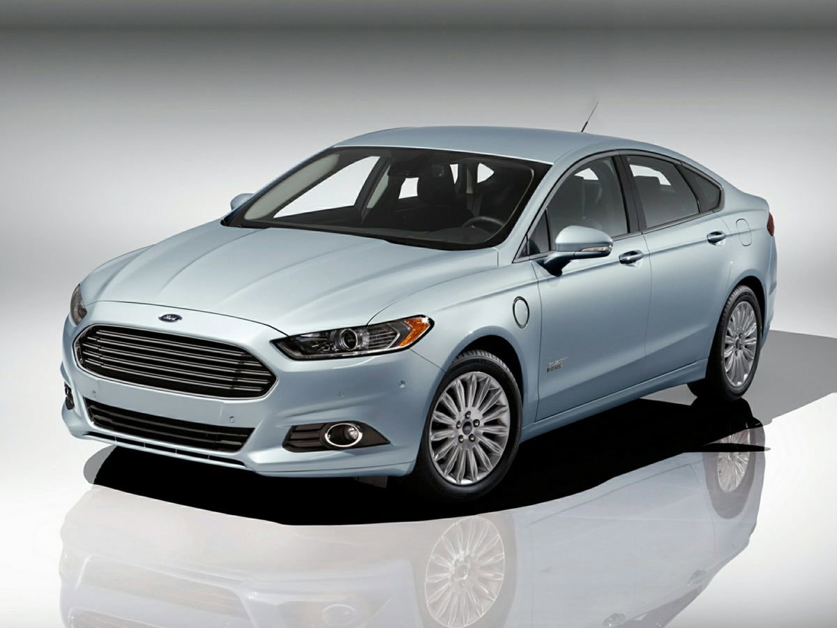 Used 2014 Ford Fusion Energi Titanium FWD image 1