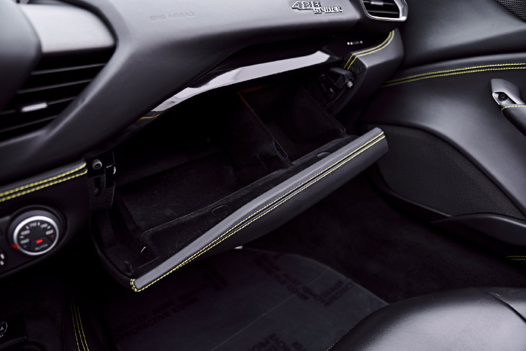Used 2019 Ferrari 488 Spider RWD image 83