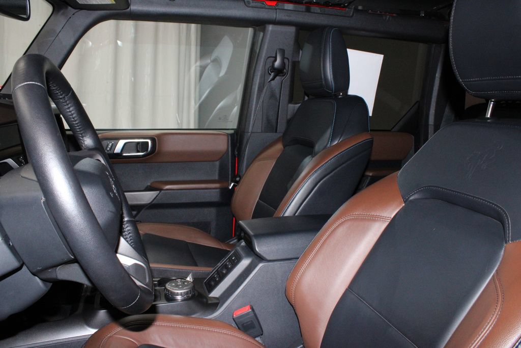 Certified 2022 Ford Bronco Outer Banks w/ Sasquatch Package AWD/4WD image 25