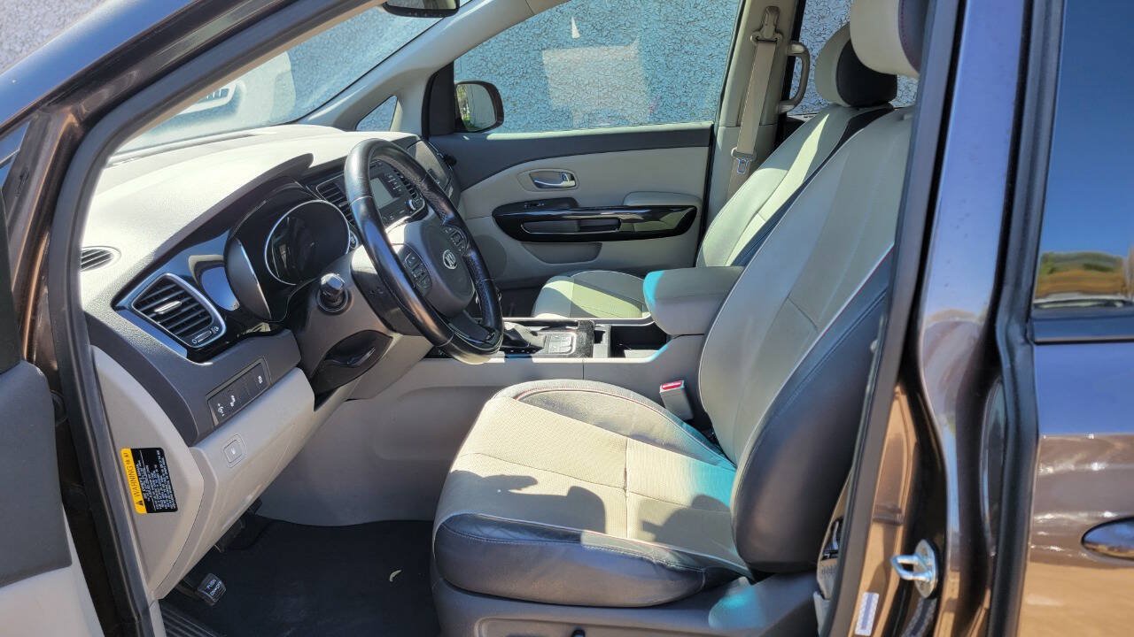 Used 2015 Kia Sedona EX w/ EX Premium Package FWD image 20