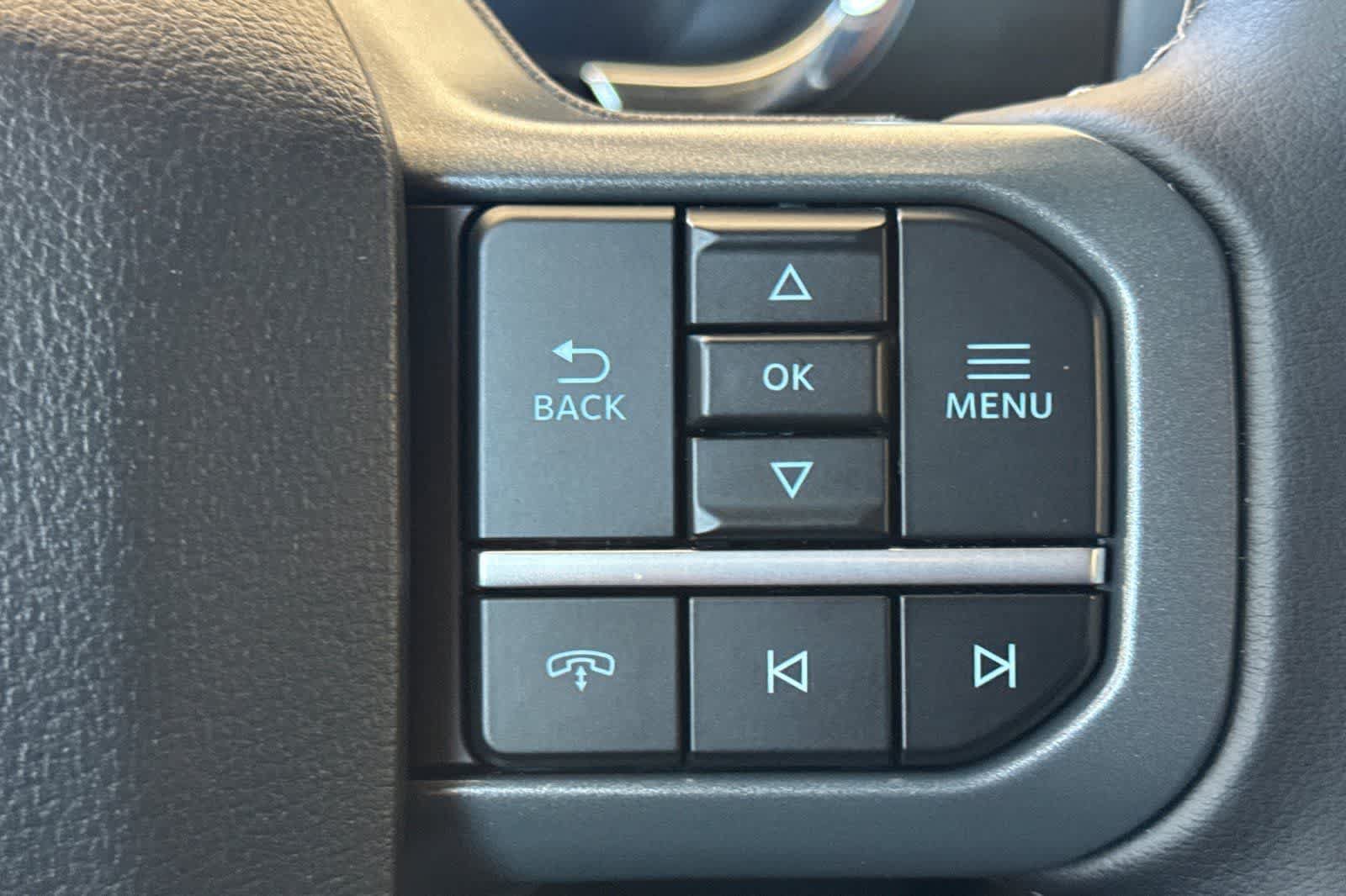 Used 2023 Ford F150 Lightning XLT AWD/4WD image 27