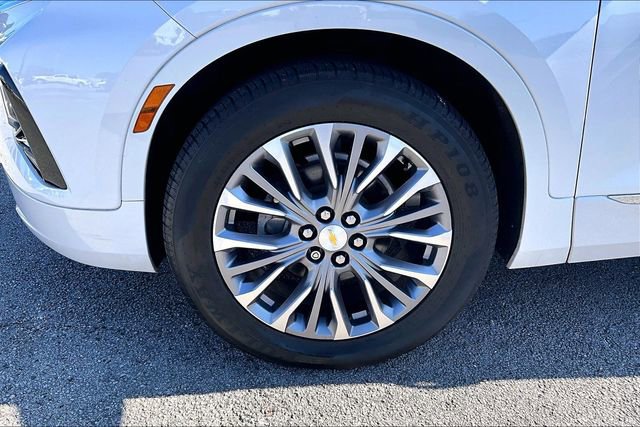 Used 2020 Chevrolet Blazer Premier w/ Driver Confidence II Package image 28