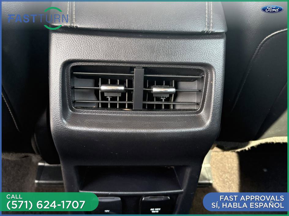 Used 2020 Ford Edge Titanium image 19