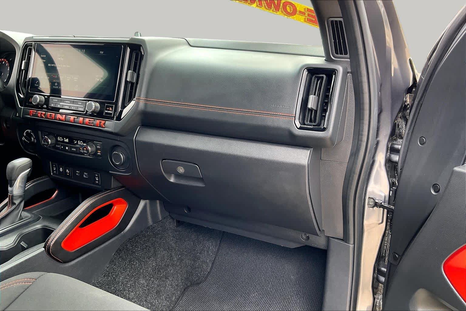 Used 2026 Nissan Frontier PRO-4X AWD/4WD image 17