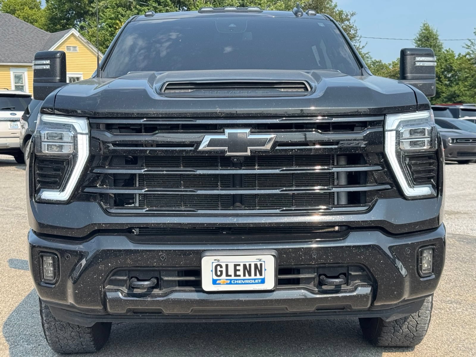 Used 2024 Chevrolet Silverado 2500 LTZ w/ LTZ Plus Package AWD/4WD image 8