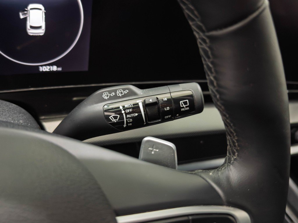 Used 2025 Kia Sportage SX Prestige image 33