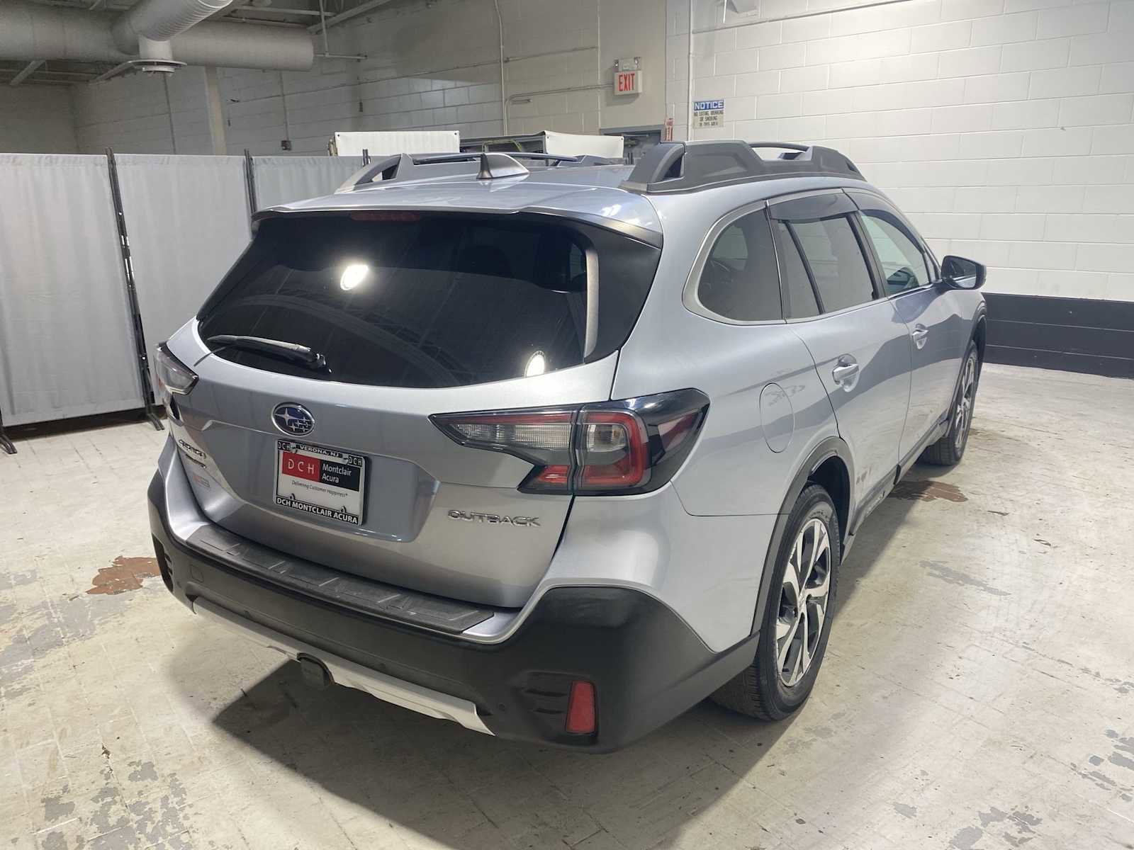 Used 2020 Subaru Outback Limited image 26