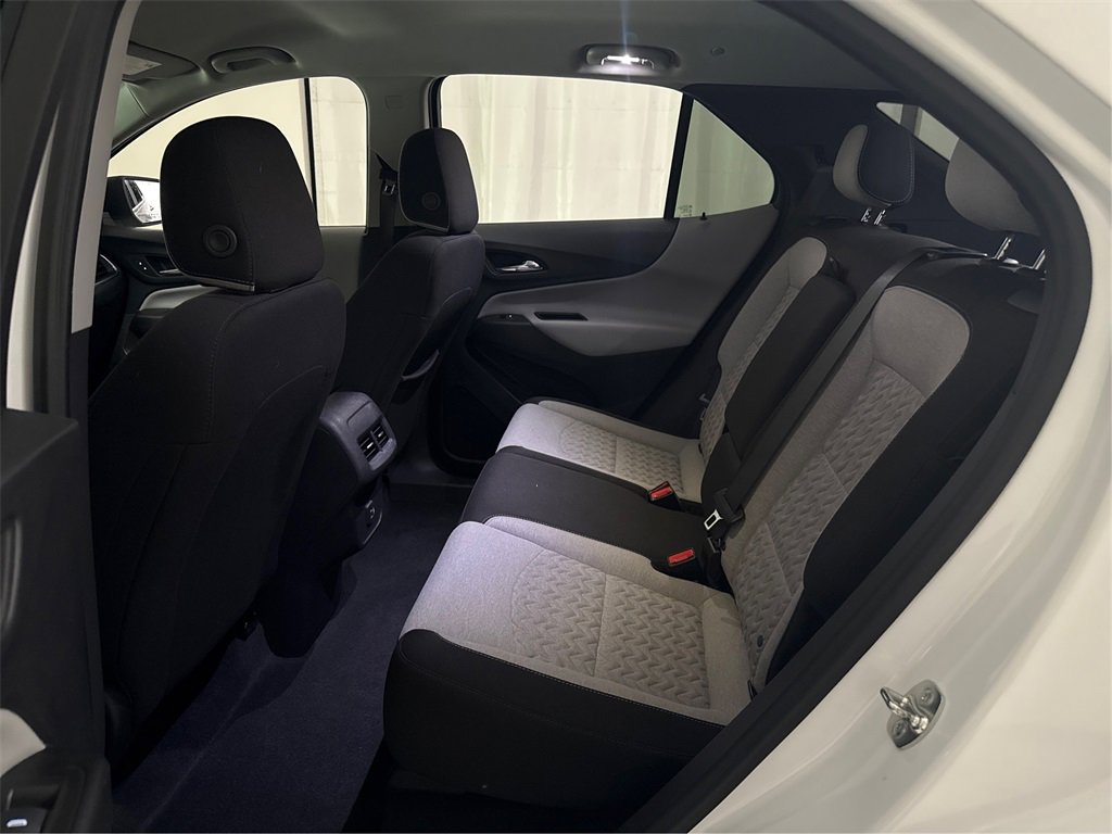 Used 2024 Chevrolet Equinox LS w/ LS Convenience Package image 39