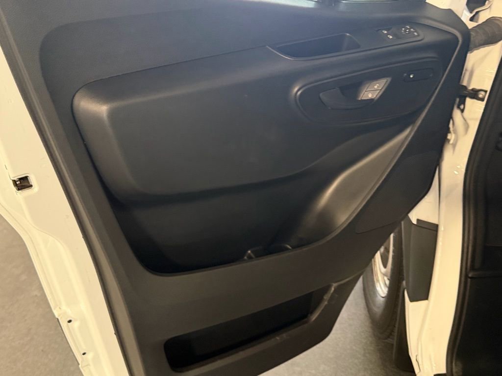 Used 2024 Mercedes-Benz Sprinter 2500 image 20