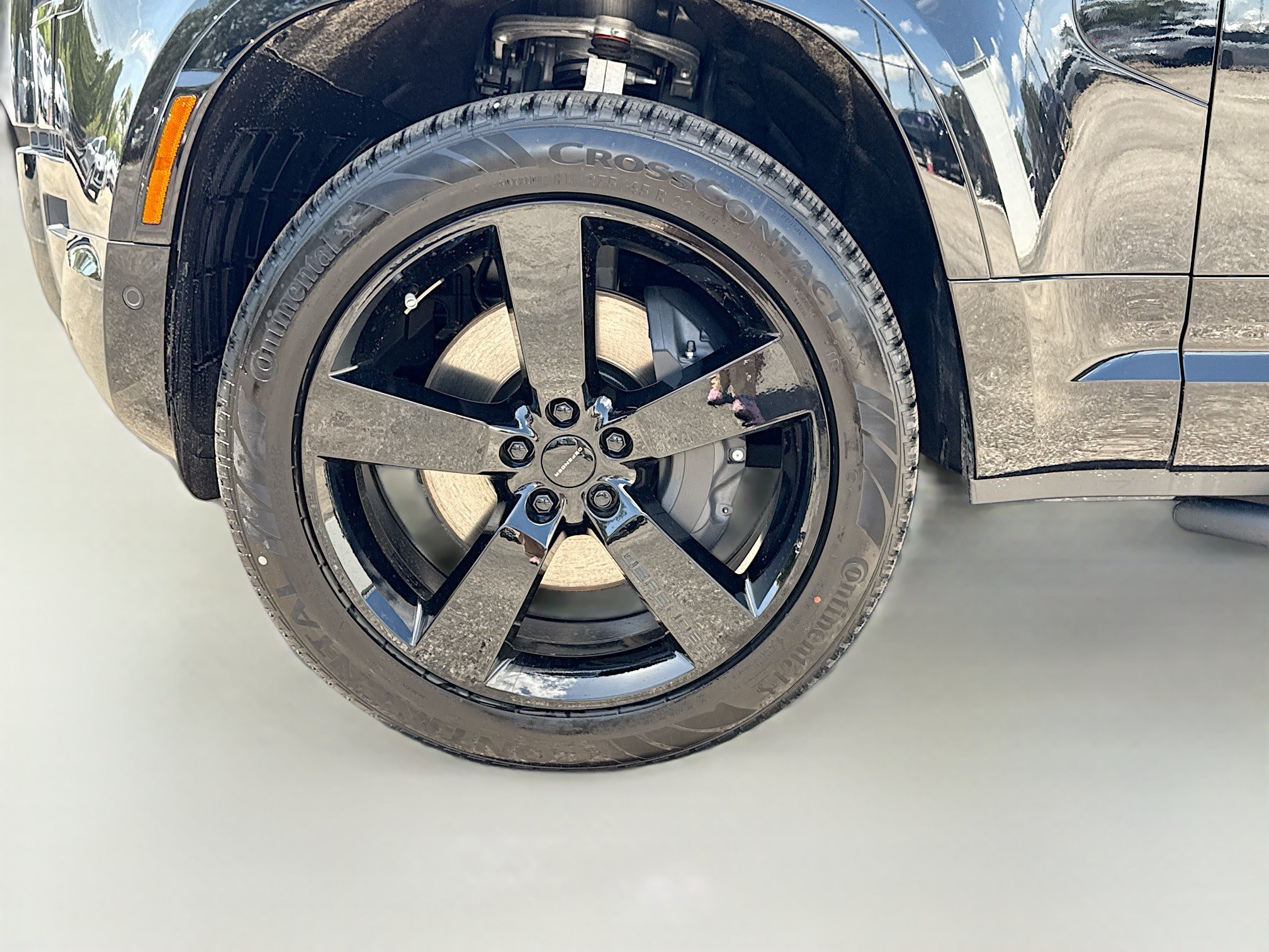 New 2026 Land Rover Defender 110 X-Dynamic SE AWD/4WD image 42