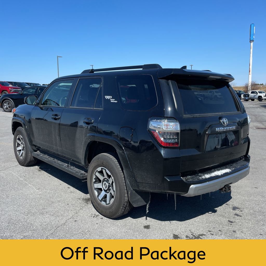 Used 2024 Toyota 4Runner TRD Off-Road image 3