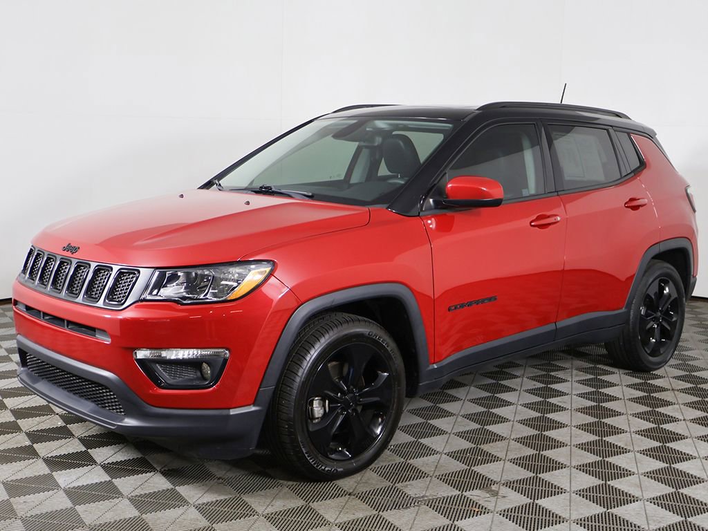 Used 2021 Jeep Compass Latitude w/ Sun and Sound Group FWD image 5