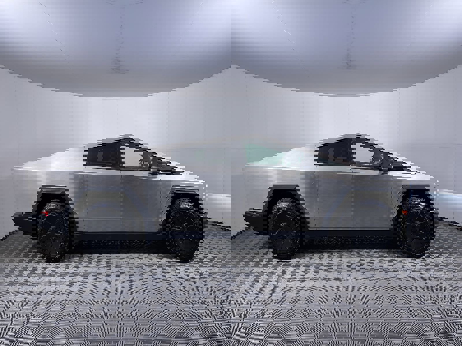 Used 2025 Tesla Cybertruck Cyberbeast image 10