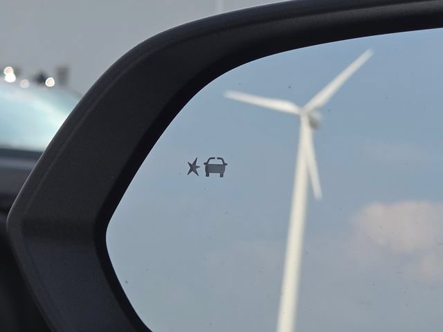 New 2026 Chevrolet Equinox EV LT FWD image 6