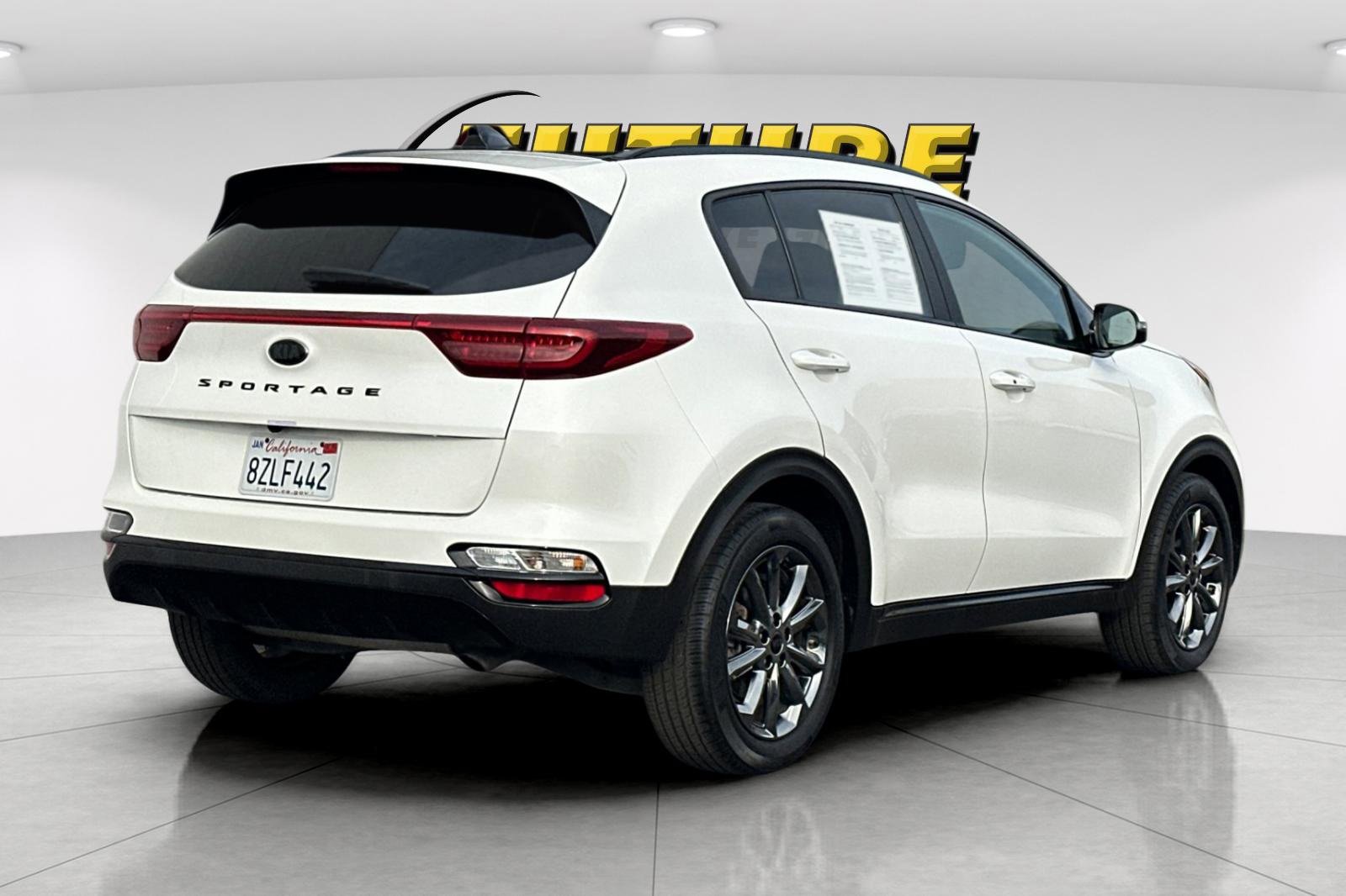 Certified 2022 Kia Sportage Nightfall Edition w/ Nightfall Fwd Premium Package image 4
