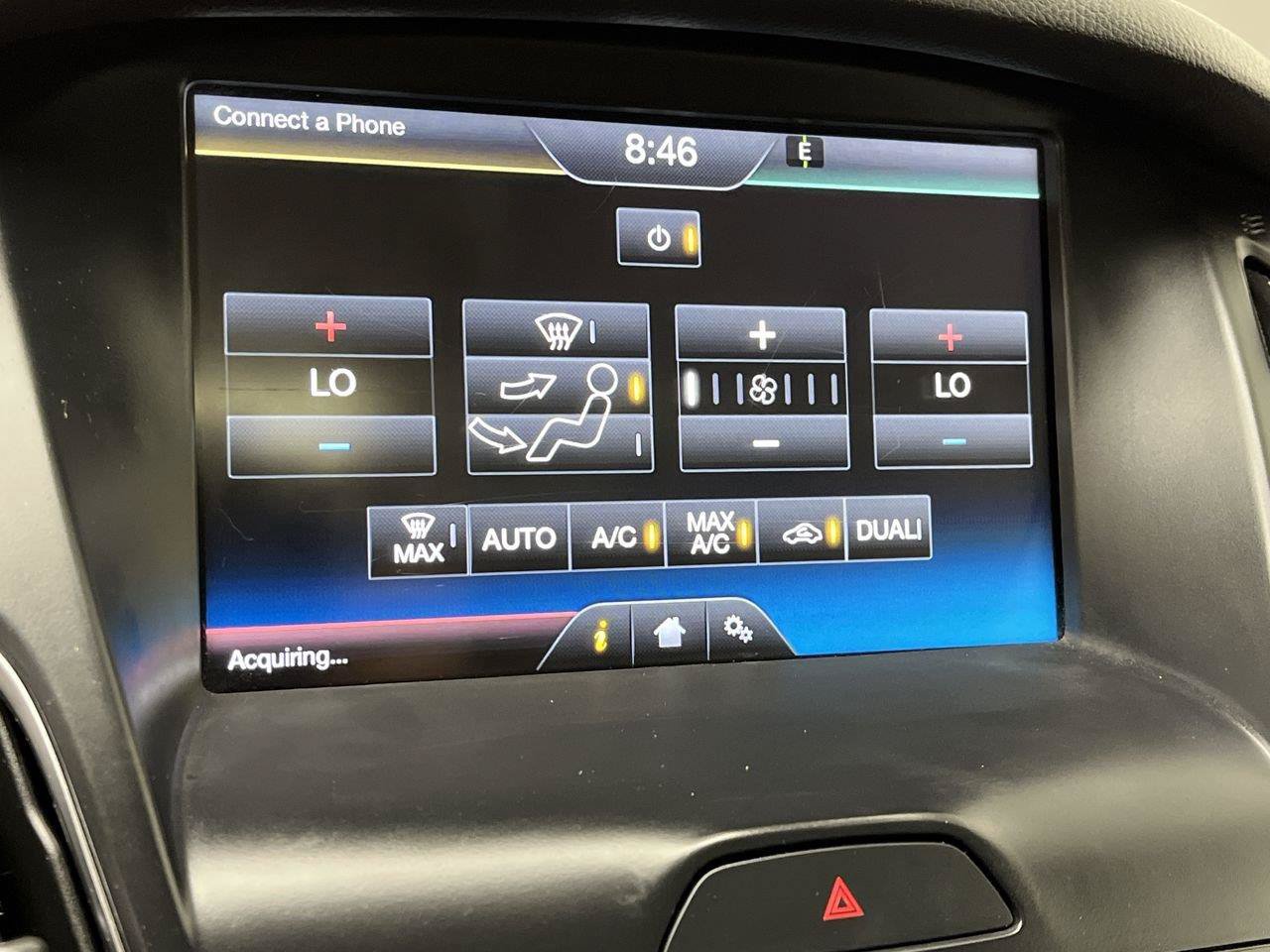 Used 2015 Ford Focus Titanium FWD image 21