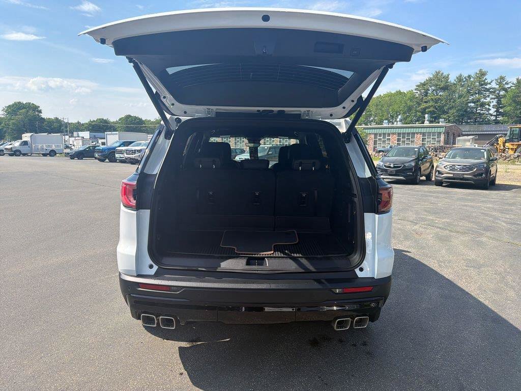 New 2026 GMC Acadia AT4 w/ LPO, All-Weather Package AWD/4WD image 19