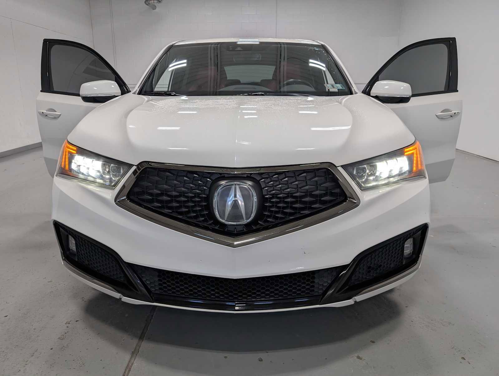 Used 2019 Acura MDX A-Spec image 15