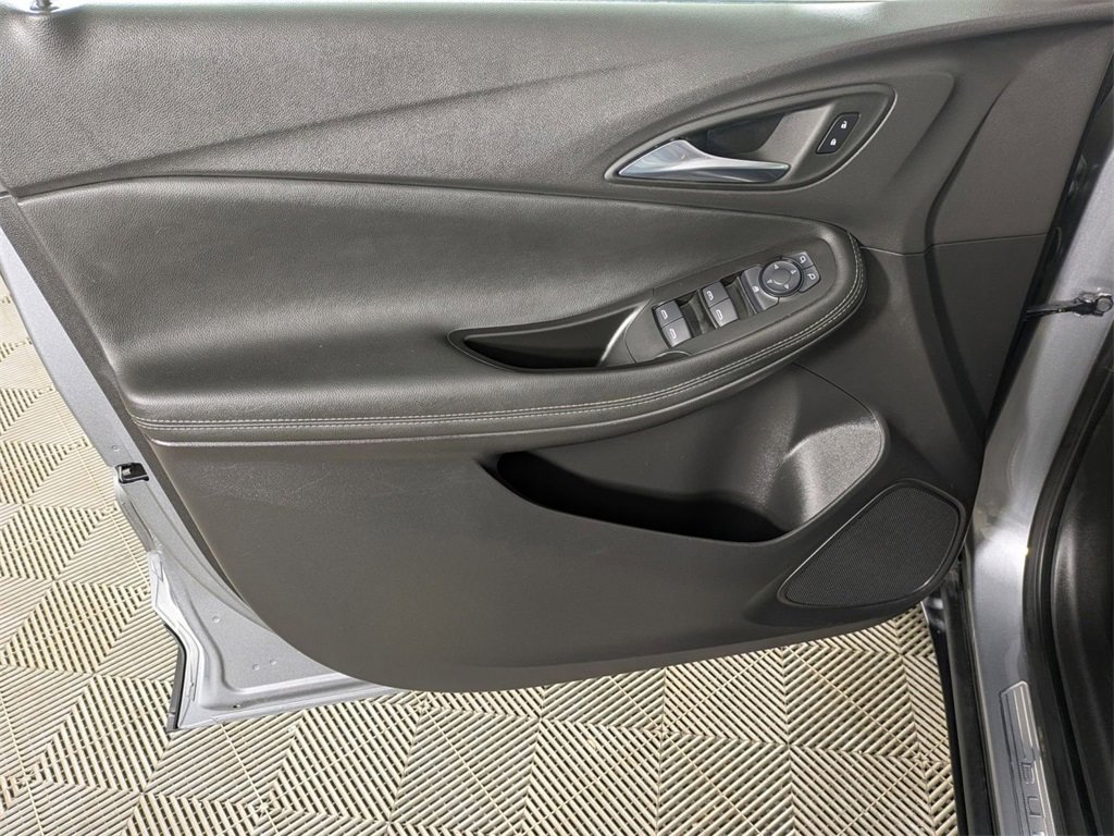 Used 2023 Buick Encore GX Preferred w/ Cold Weather Comfort Package image 14