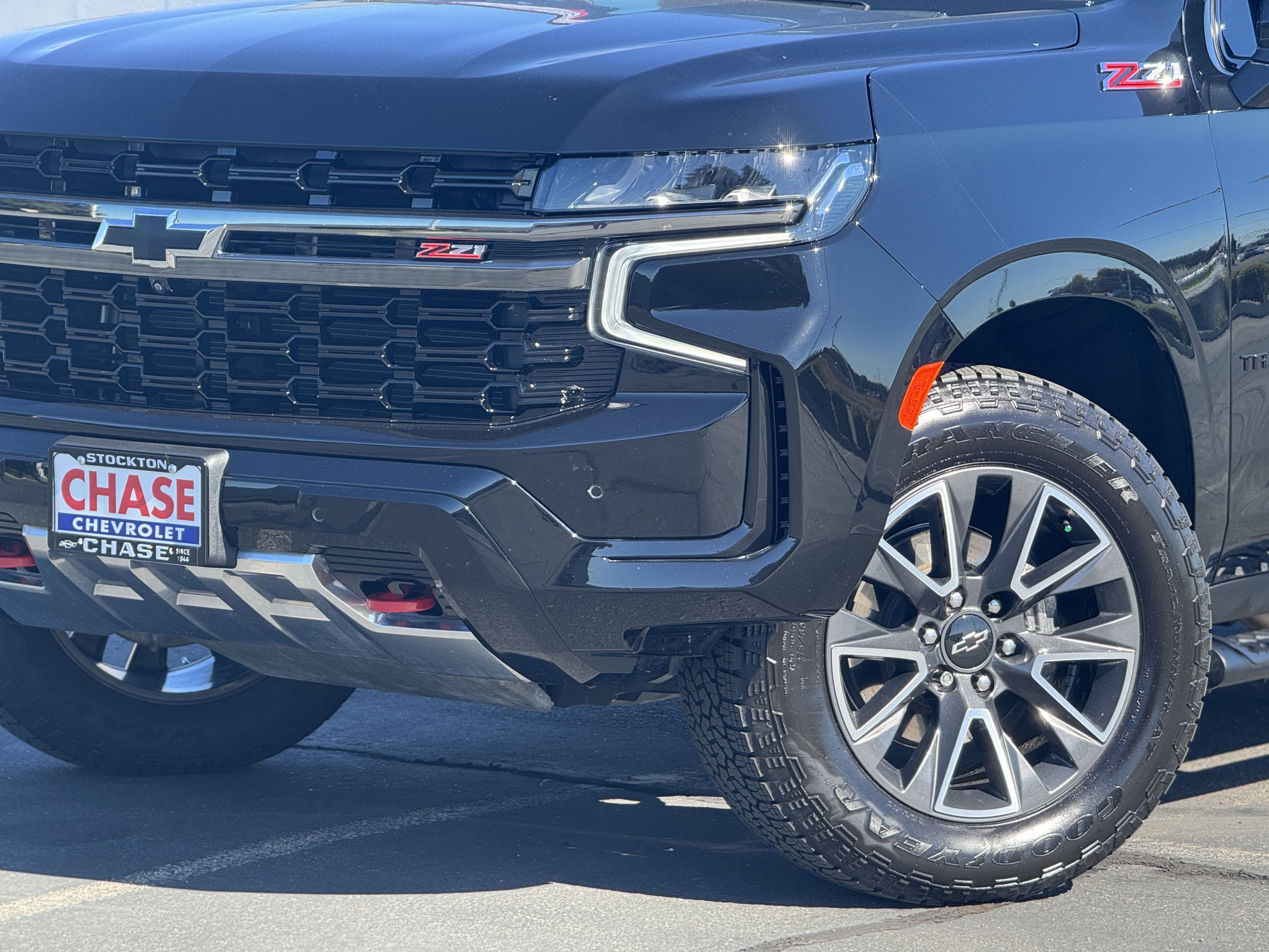 Certified 2022 Chevrolet Tahoe Z71 w/ Luxury Package image 3