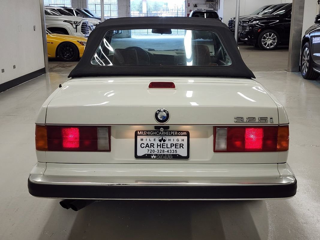 Used 1987 BMW 325i Convertible image 6