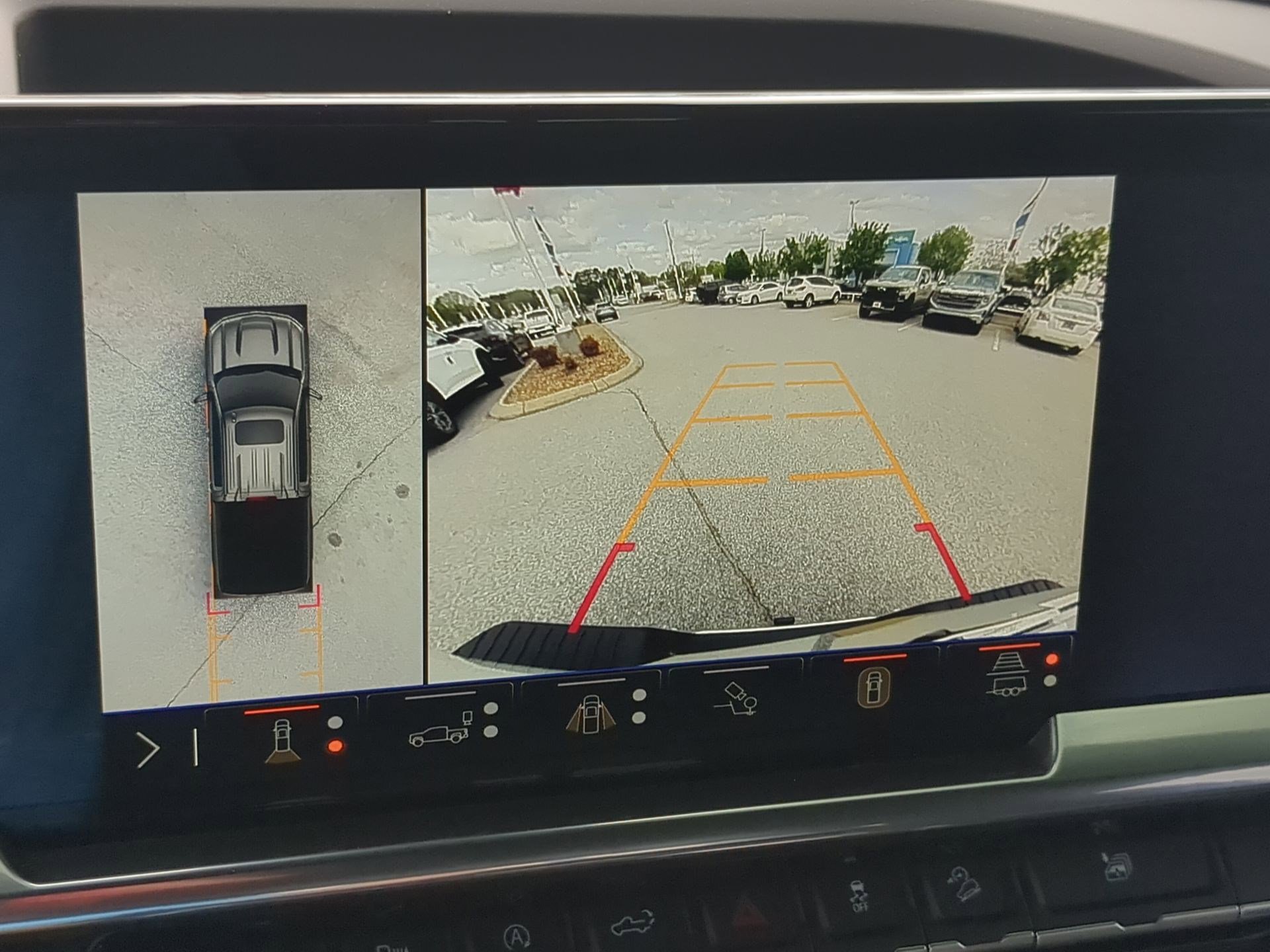 Used 2025 Chevrolet Silverado 1500 LTZ w/ LTZ Premium Package image 16